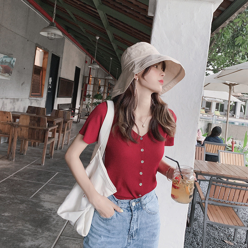 Summer new Korean fit short with chic top and V-neck T-shirt