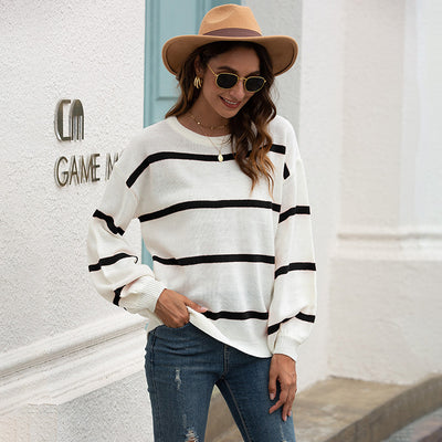 Monochrome knit sweater